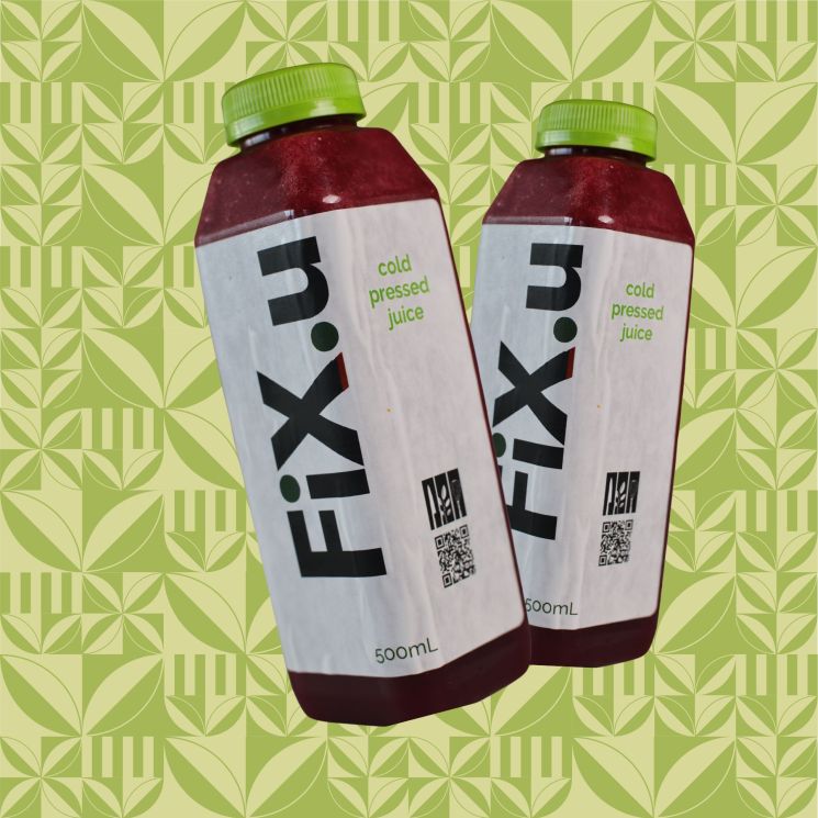 Cold pressed juice, acai, mixed berries, pomegranate, lemon, agave