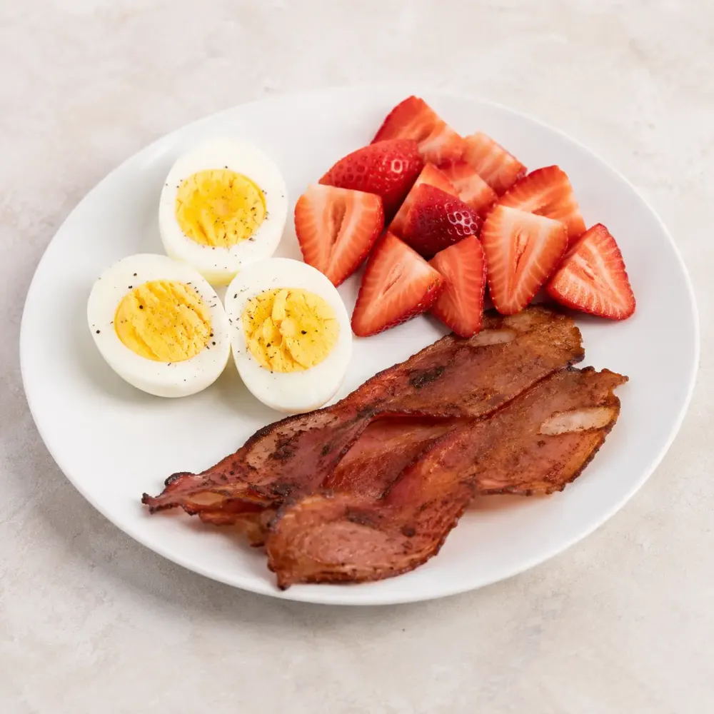 hard boiled eggs turkey bacon strawberries 10338b85