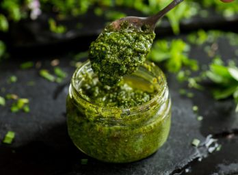 pesto 5224c745
