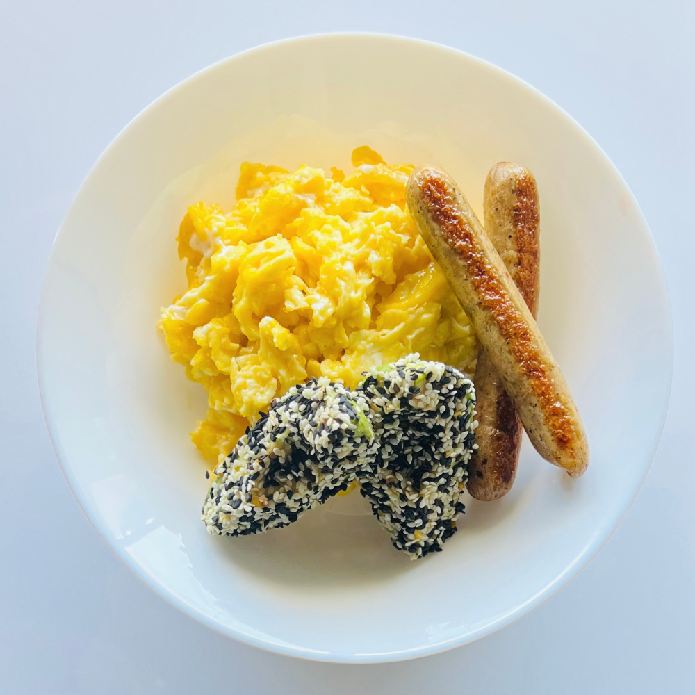 Scrambled eggs, Sausage and Avocado